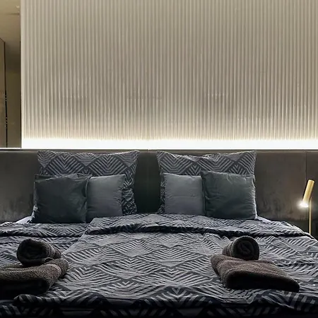 דירה Sunhill Luxury - Castle District - Free Parking *